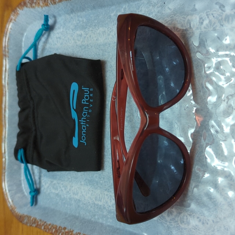 Jonathan Paul Fitovers Urban Chic Polarized Sunglasses UV 400
